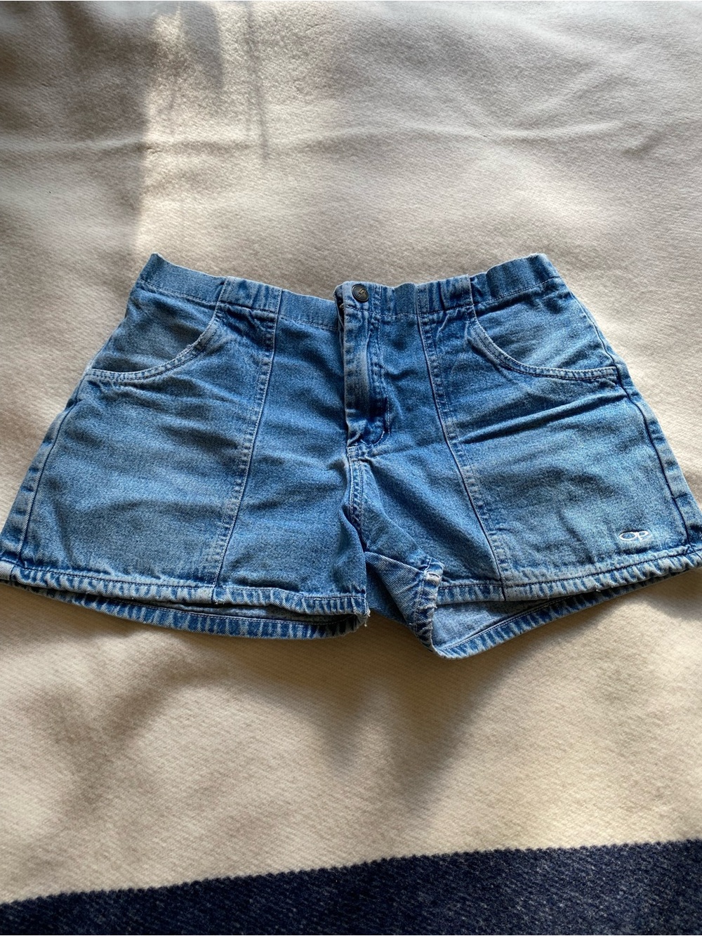Vintage Y2K Denim Elastic Waist Shorts